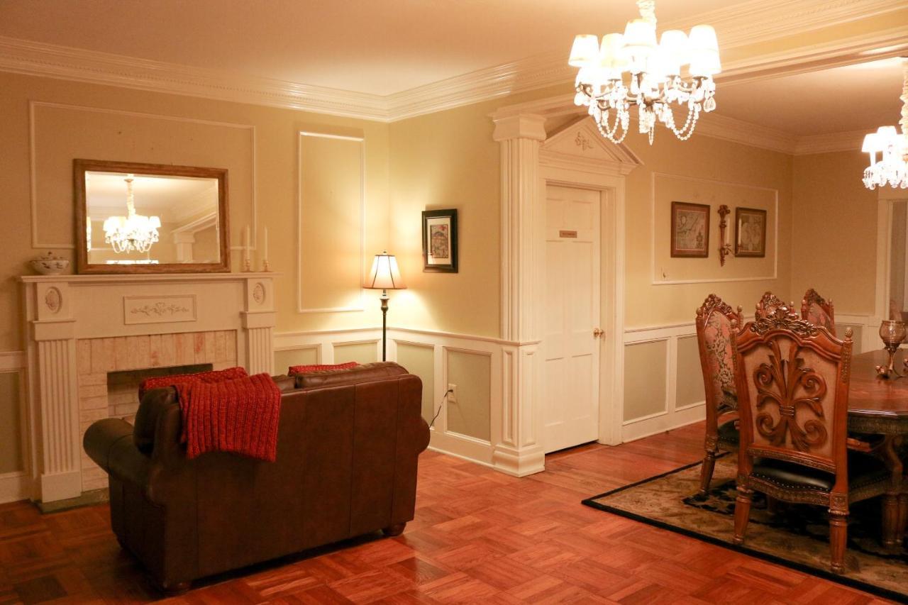 לינה וארוחת בוקר נאצ'יטוצ'ס Opus House מראה חיצוני תמונה
